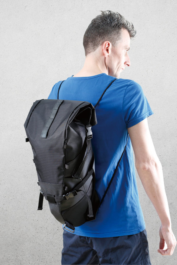 RFM - Kargo Convertible Saddle Bag and Backpack (For cyclists who need an overnighter bag) - Image 3