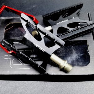 ACC - Pedal with built-in kickstand - Image 2
