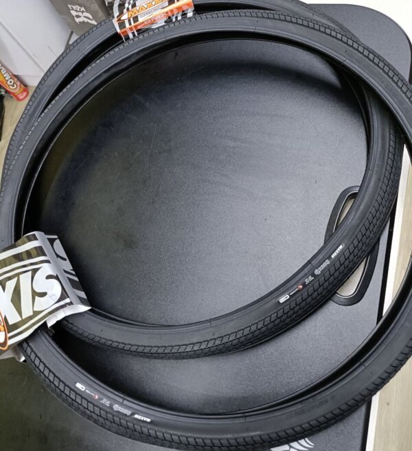 MAXXIS Torch Silkworm 37-451 20x 1 3/8 - Image 3